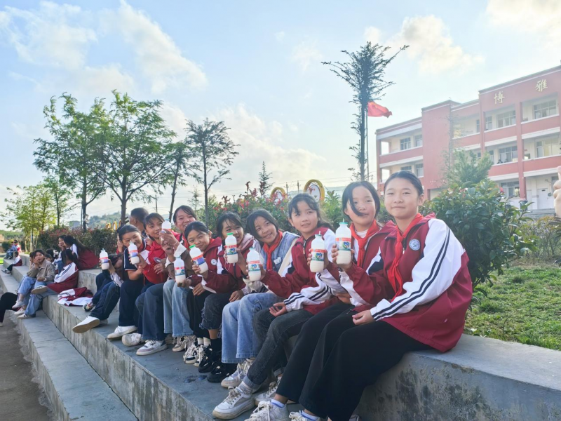 真情傳遞溫暖，愛心點亮希望|李子園“抗旱保教”捐贈活動圓滿完成